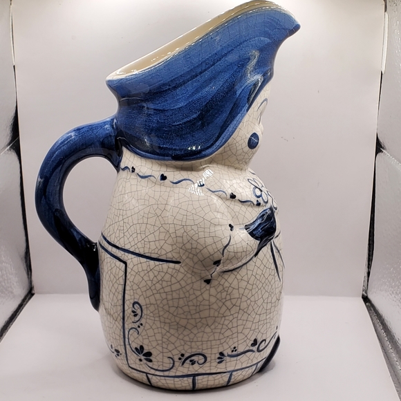 Dedham Pottery Mrs. Jenkins Pitcher, Excellent condition, Vintage 1990s. - Picture 4 of 5